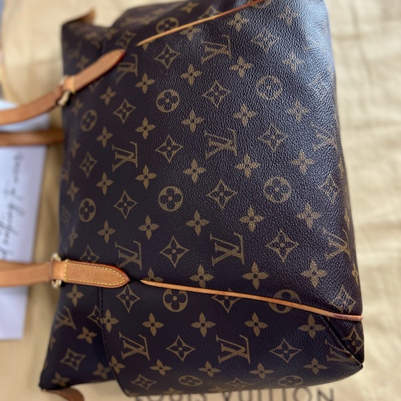 Louis Vuitton Totally MM Monogram Canvas - Picture 4 of 16